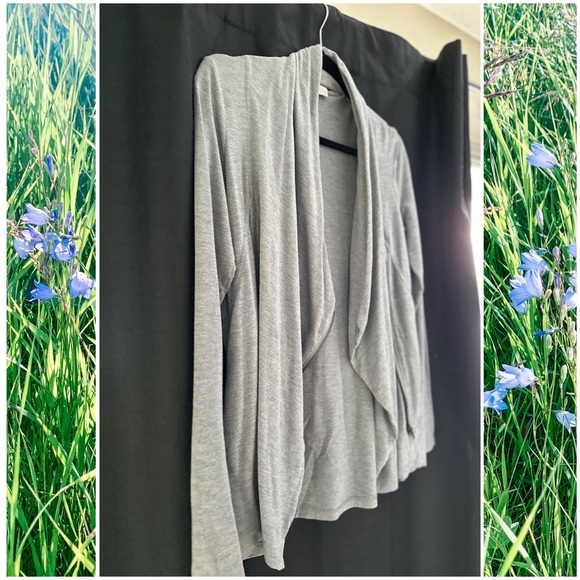 🌿FOREVER 21 Zip Up (M) - Picture 2 of 8